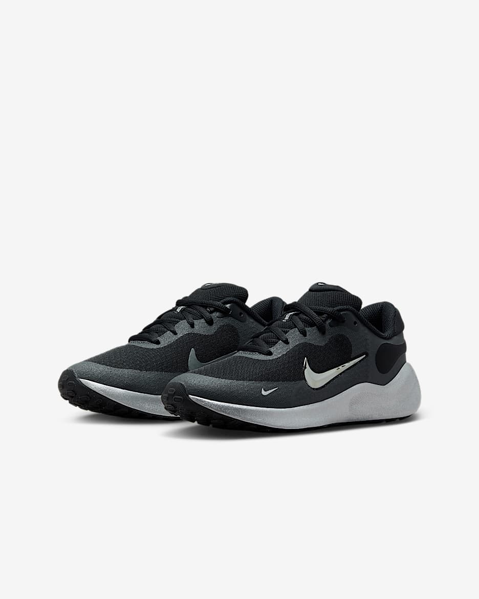 Nike Revolution 7 SE Big Kids Running Shoes